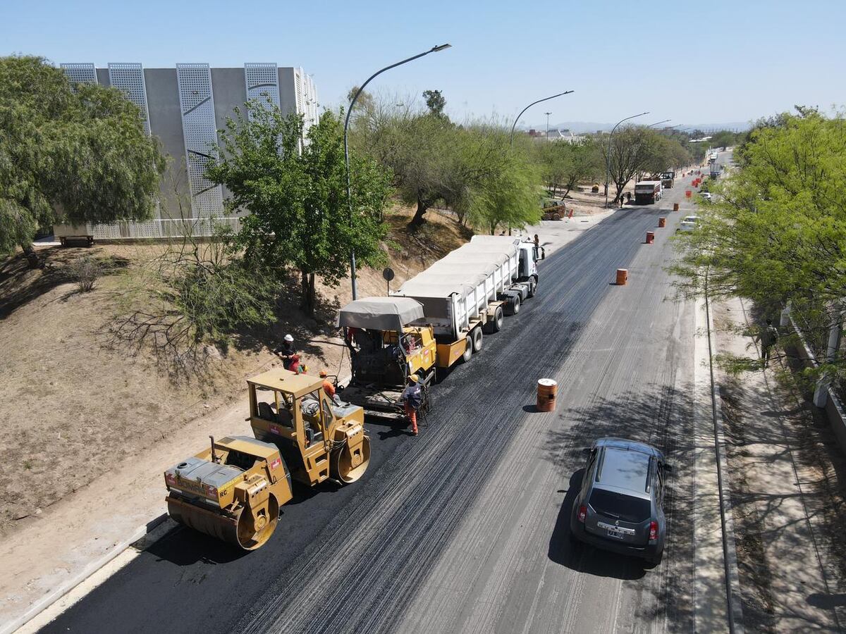Avanza la obra de rehabilitación de avenida del Piamonte (Municipalidad de Córdoba).