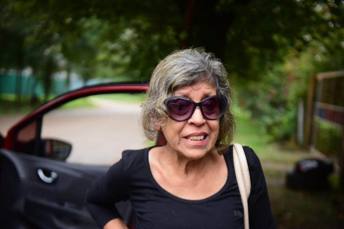 Raquel, amiga de la víctima. Una mujer de 29 años fue asesinada este miércoles por la madrugada en la localidad de La Granja (José Hernández /La Voz)
