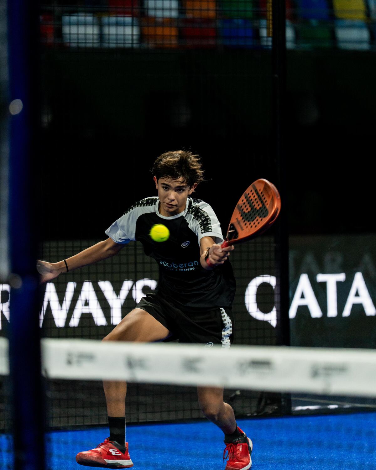 Son Andrés y Antonio Graupera, los mellizos de Totoral, dos chicos de 16 años que ya pisan, con paso firme, la elite del pádel mundial. (Gentileza)