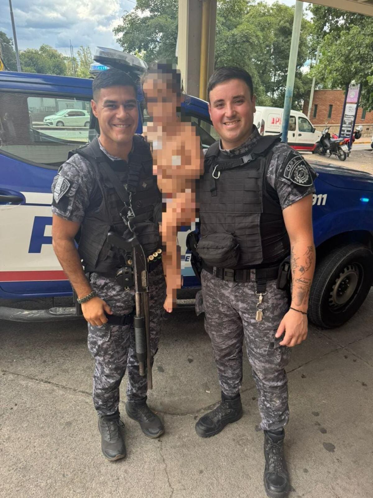 Córdoba: policías asistieron a una niña de 4 años que se había ahogado con comida. (Policía)