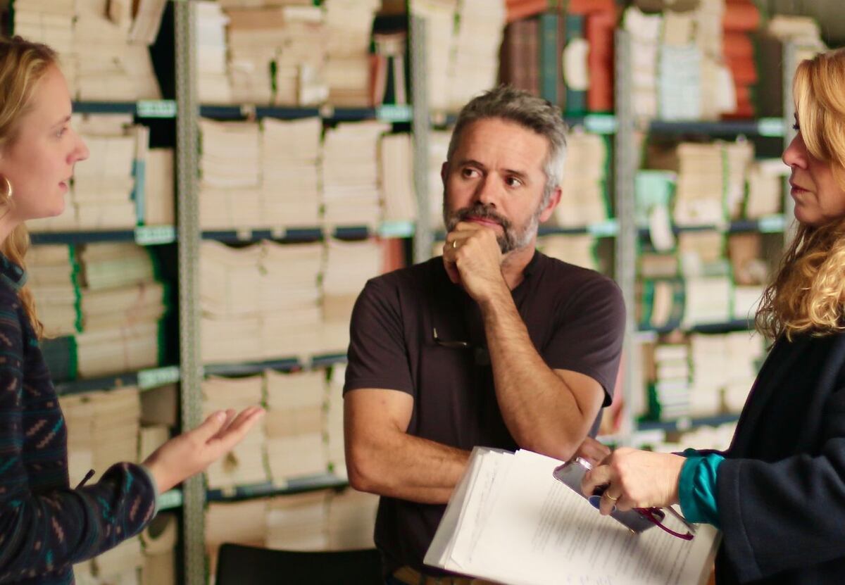 Río Cuarto. El director Jamie Crawford durante el rodaje (Netflix).