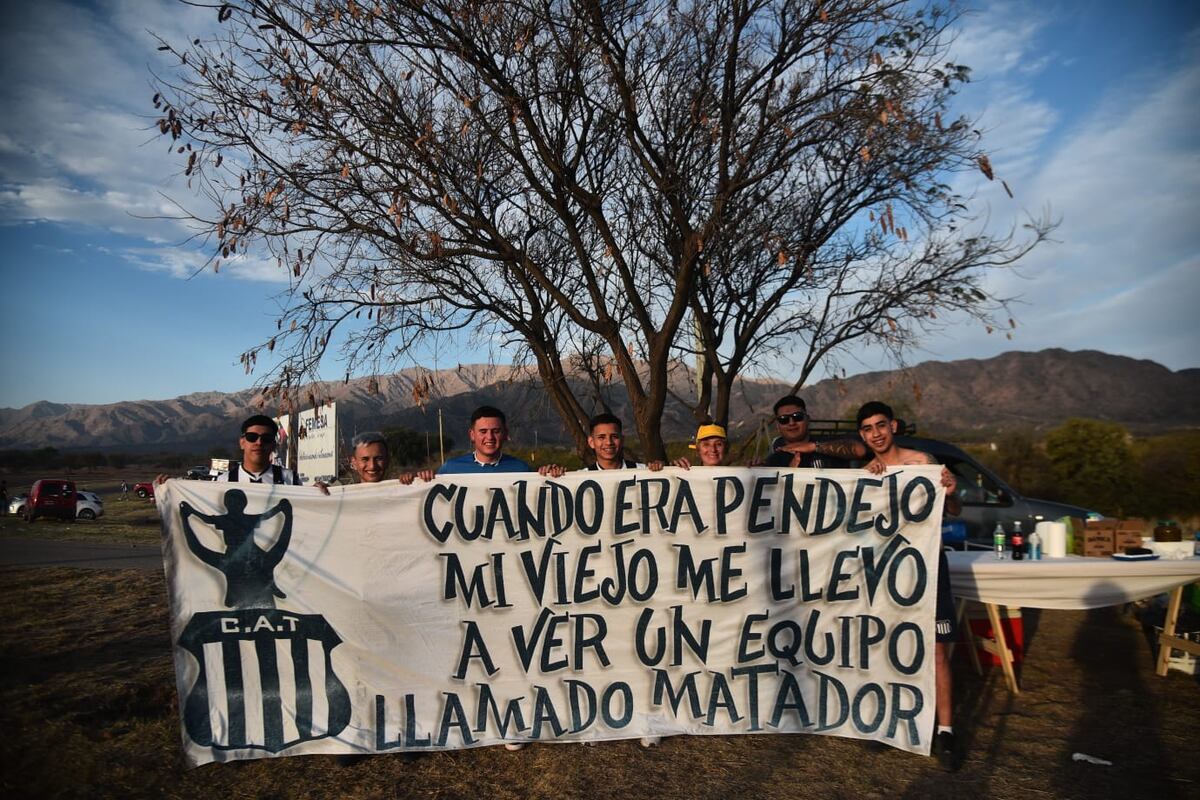 Cara 'e Cancha de Talleres en la previa del partido entre Talleres y Godoy Cruz por los octavos de final de la Copa Argentina en San Luis. (Pedro Castillo / La Voz)