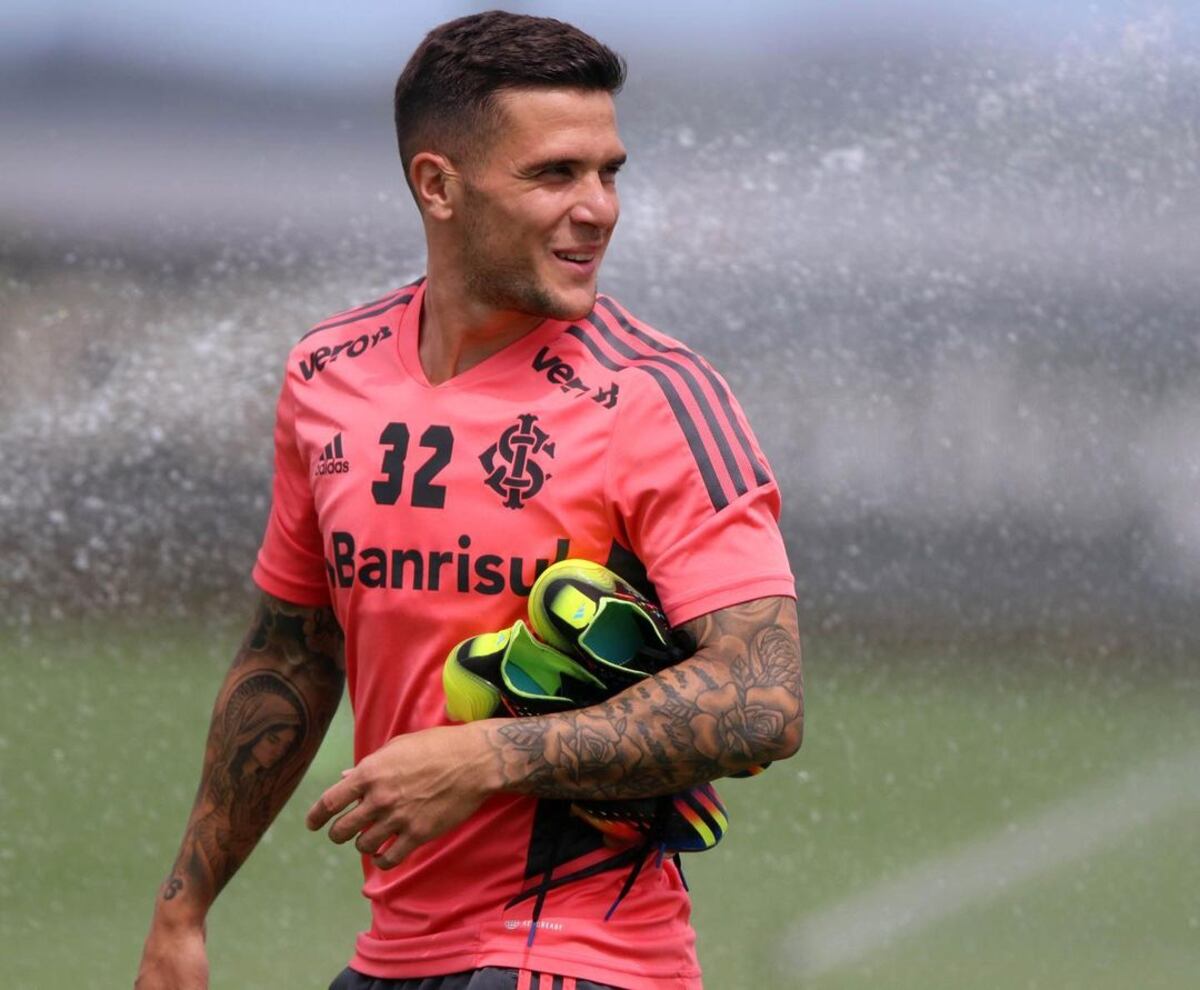 El cordobés Fabricio Bustos, con pasado en la selección argentina, brilla en el Inter de Brasil. (Instagram Fabricio Bustos).