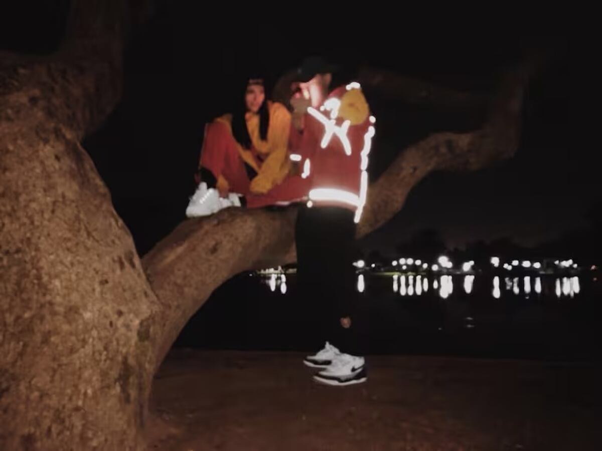 Cazzu y Bad Bunny: el romance secreto que vivieron antes de la fama mundial.