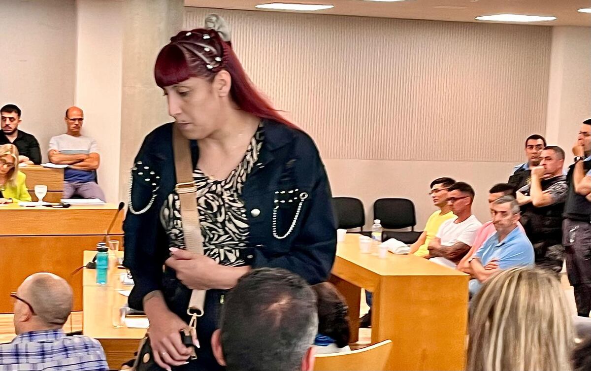 Río Cuarto. La hija de Claudio Torres estuvo en la audiencia de este martes. (Tomy Fragueiro/La Voz)