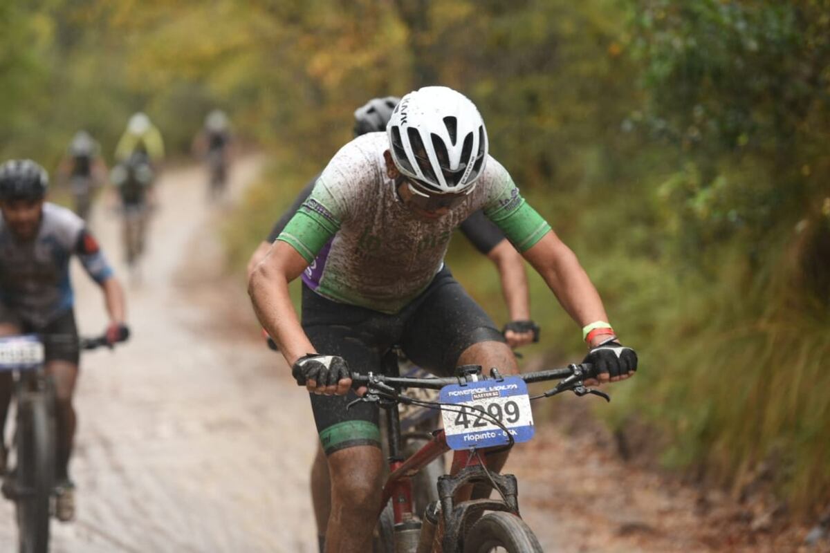 Desafío Río Pinto, día2. La competencia más convocante de MTB a nivel continental, con una inscripción de 5500 participantes, un récord histórico. (La Voz)