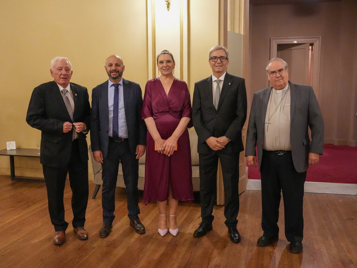 imágenes de la celebración en el Teatro del Libertador por el 25º aniversario de la declaración de la Manzana Jesuítica como Patrimonio de la Humanidad. (Prensa)