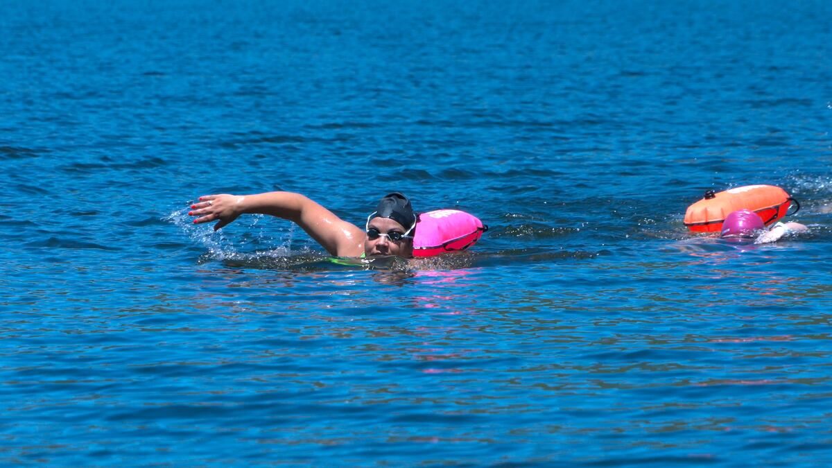 Experiencia Lago. Otra de las propuestas de Quebedo para nadadores en aguas abiertas como lagos (Paula Gaido/La Voz).