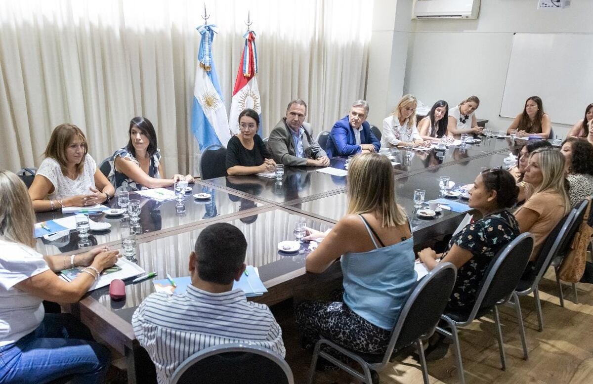 Serán quince los docentes que viajarán a Montevideo para la capacitación. (Municipalidad de Córdoba)