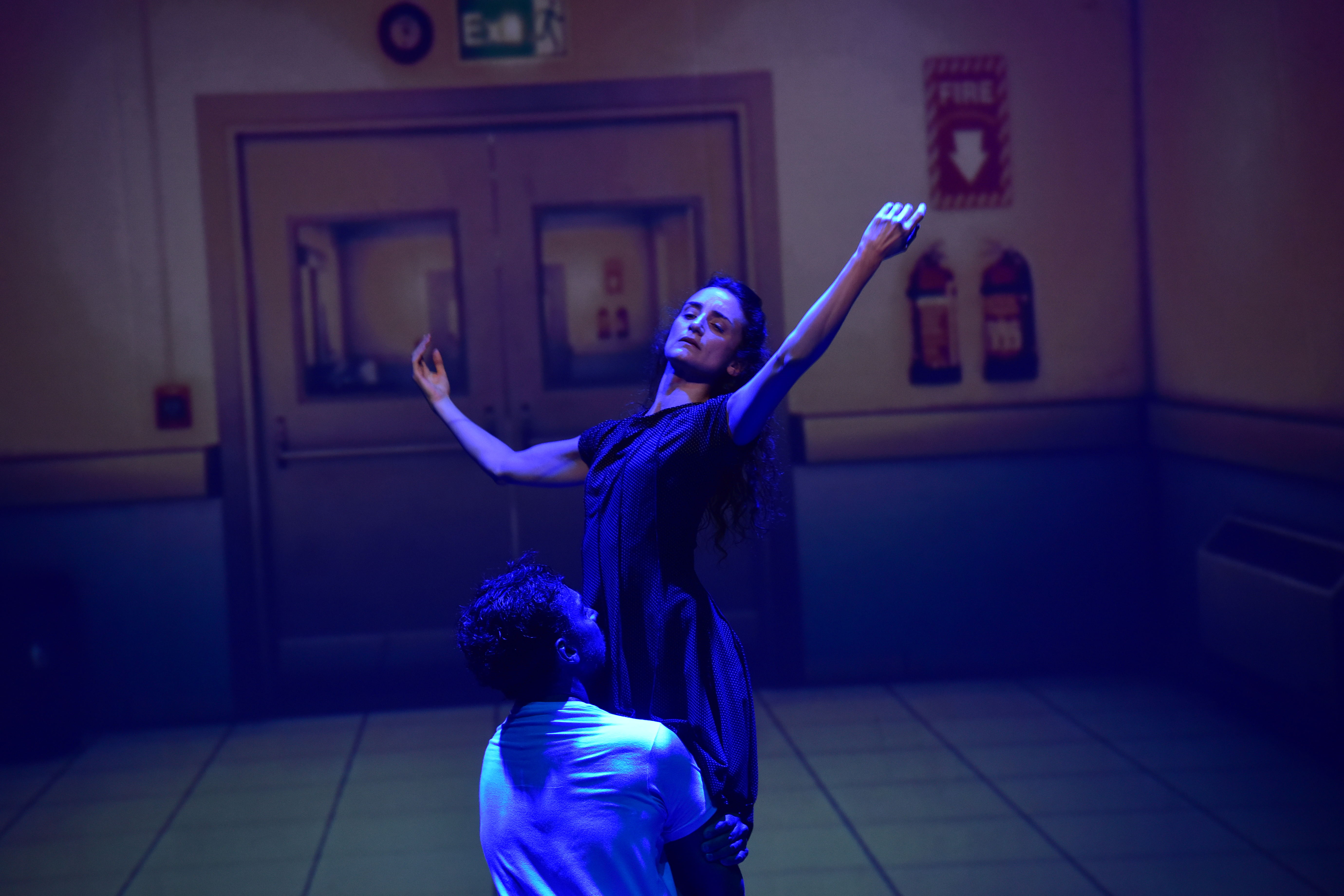Ensayo de la obra "Me verás volver", de la compañía de danza de Hernán Piquín, que presenta sus funciones en el teatro Real. (Javier Ferreyra / La Voz)