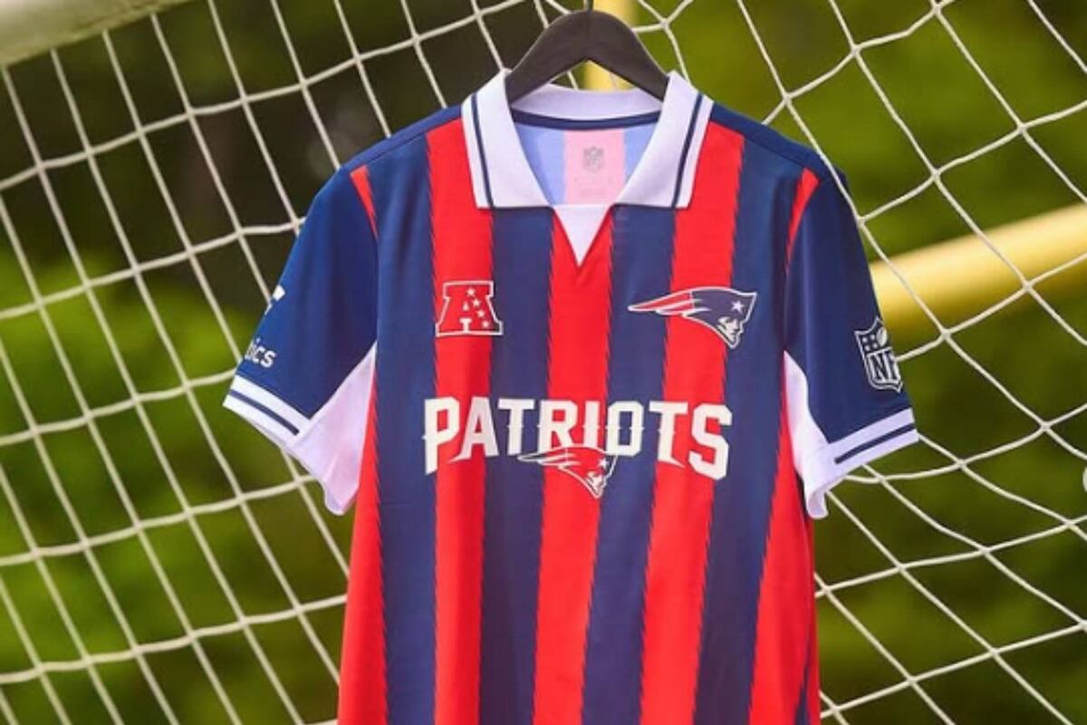 Las camisetas de los equipos de la NFL como si fueran de fútbol (Fanatics)