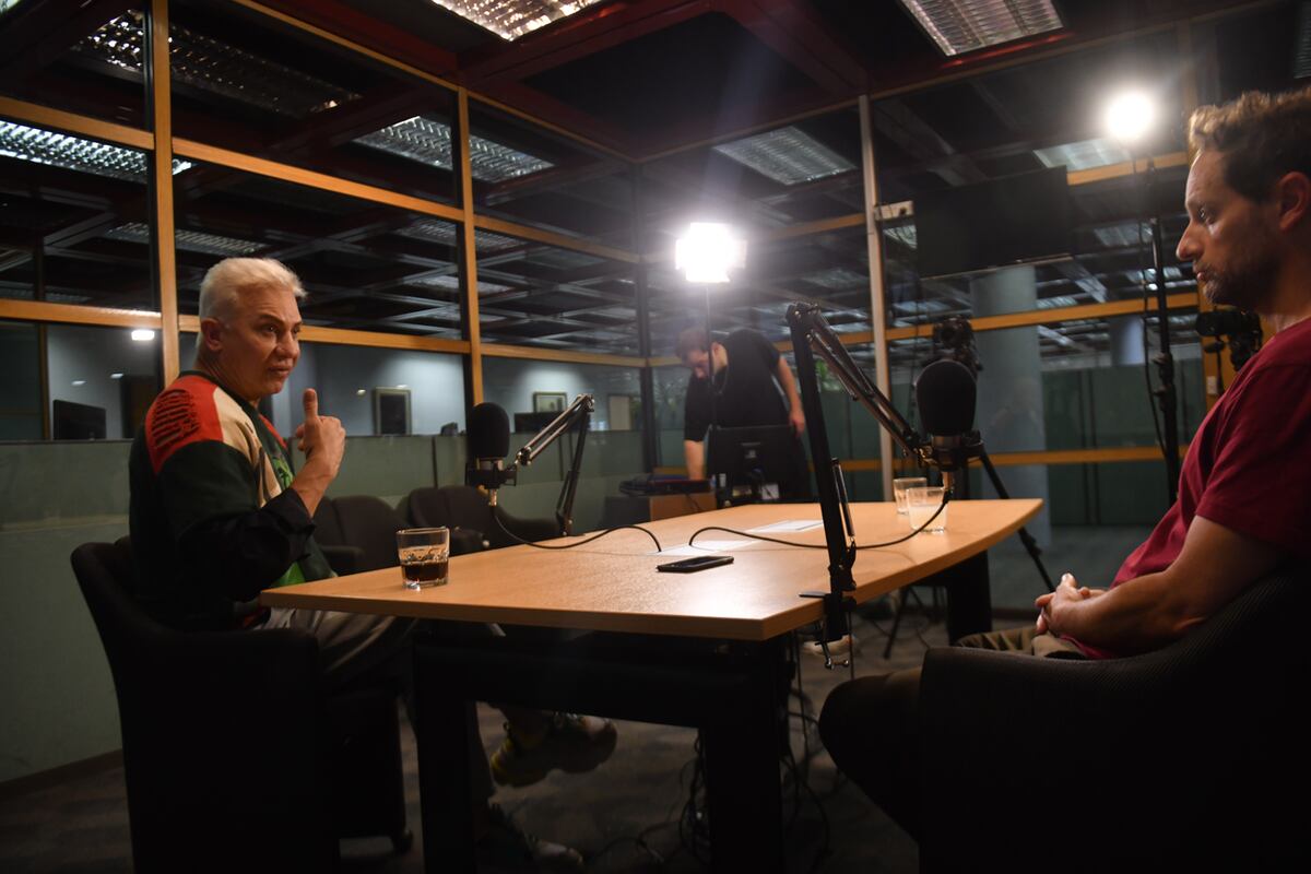 Flavio Mendoza actor, director y productor de espectáculos en entrevista y podcast en redacción La Voz.