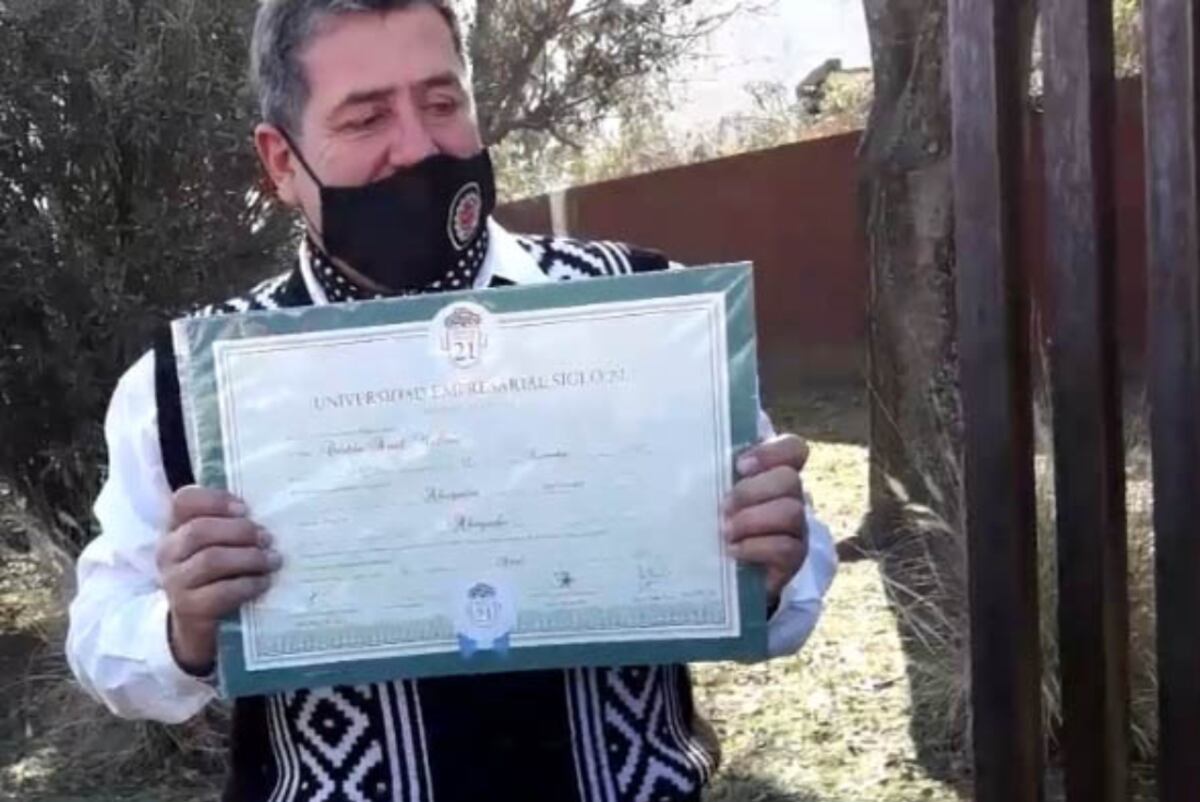 Carlos Medina (54). Logró recibirse de abogado a los 54 años. (Villa María Vivo)