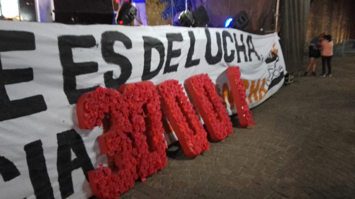 Marcha en Córdoba por el 46° aniversario de la Noche de los Lápices