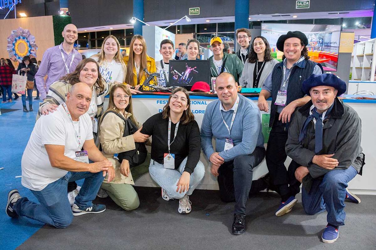 Los colaboradores, padres y escuelas hacen del festival el voluntariado más grande del país en su rubro.