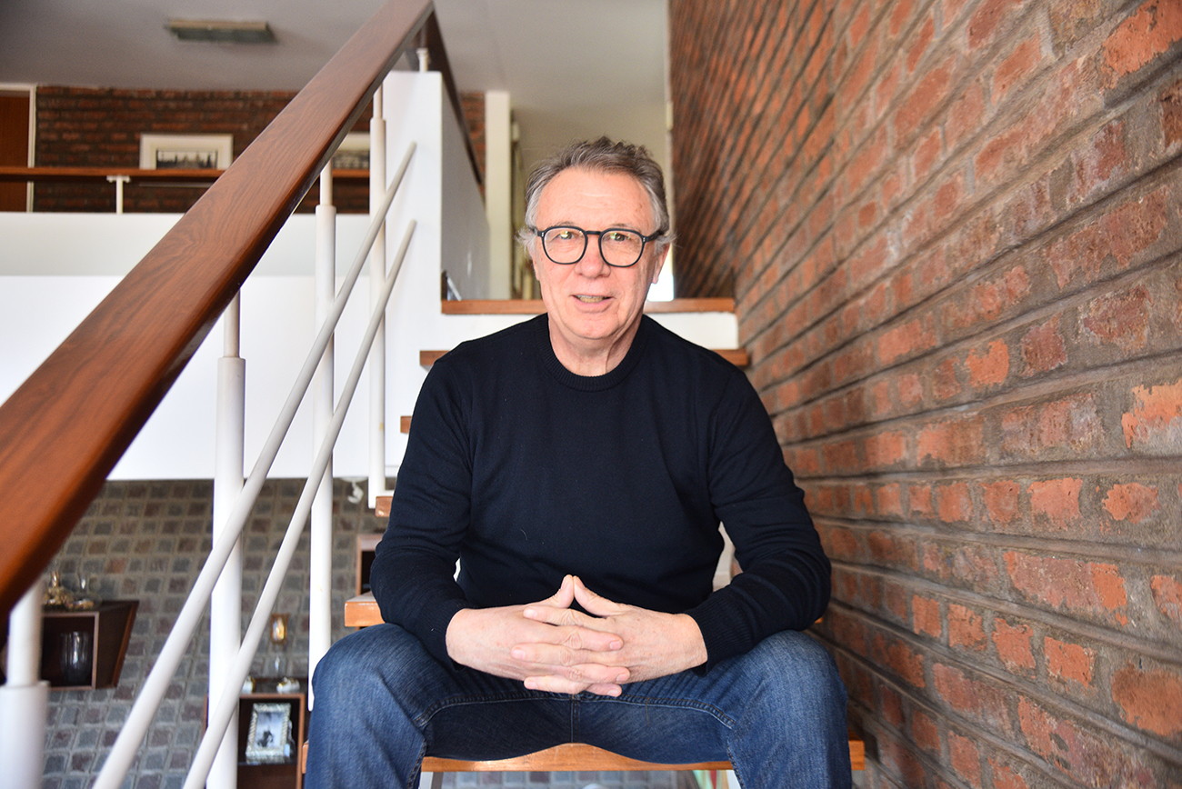"Vamos a ver si tiro por la borda esa cautela y lo disfruto como se merece”, confesó Rubén Magnano a 20 años del oro olímpico en los Juegos de Atenas 2004. (Pedro Castillo / La Voz)