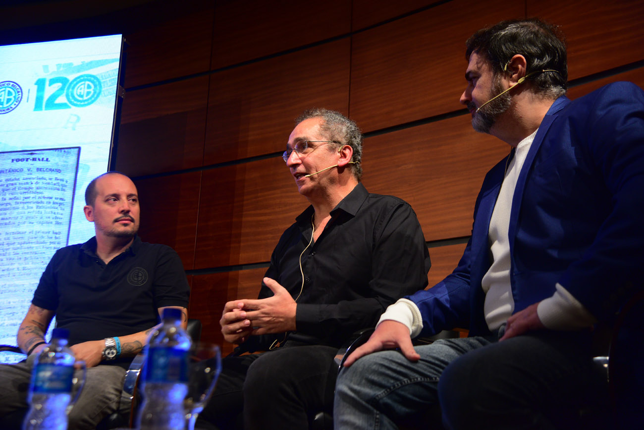 Encuentro con la Historia. El club Belgrano cumple 120 años y repasó su historia en una charla con los periodistas Gustavo Farías y Pablo Giletta en el auditorio de La Voz. (Nicolás Bravo / La Voz)