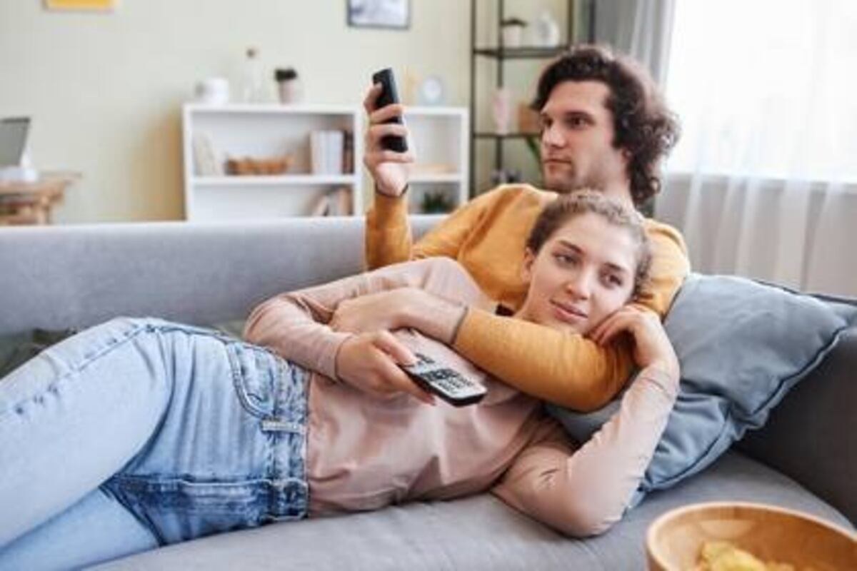 Por qué miramos el celular cada cinco minutos sin notificaciones