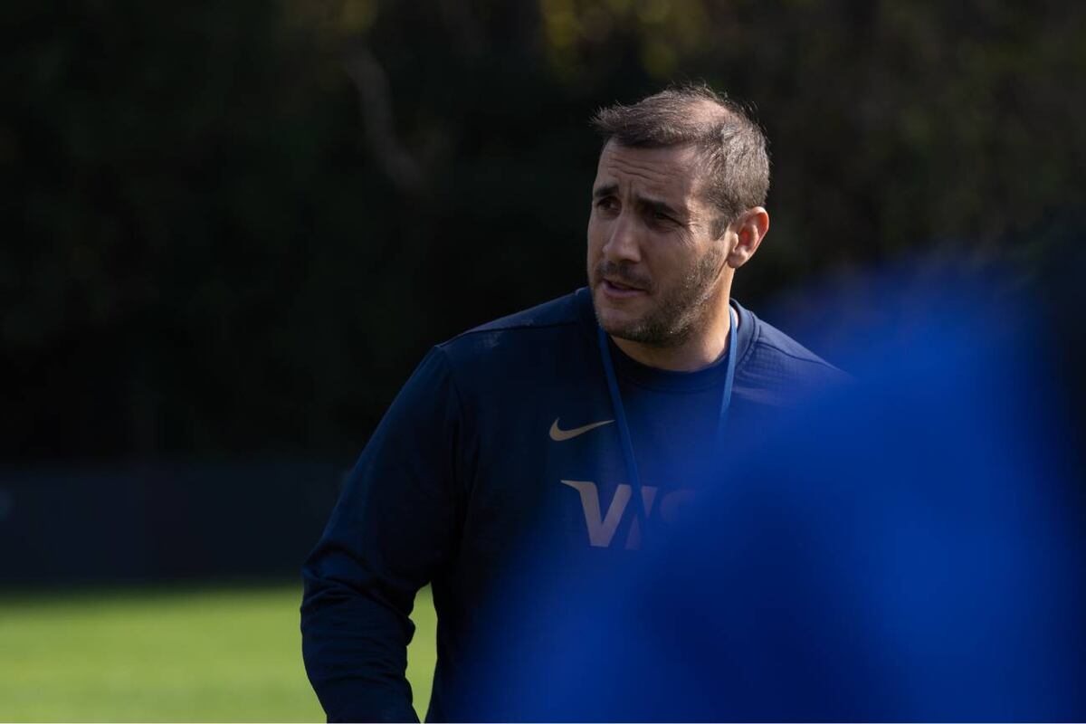 Galo Álvarez Quiñones, director de la Academia UAR Región Centro y entrenador asistente de Los Pumitas. (Prensa UAR)