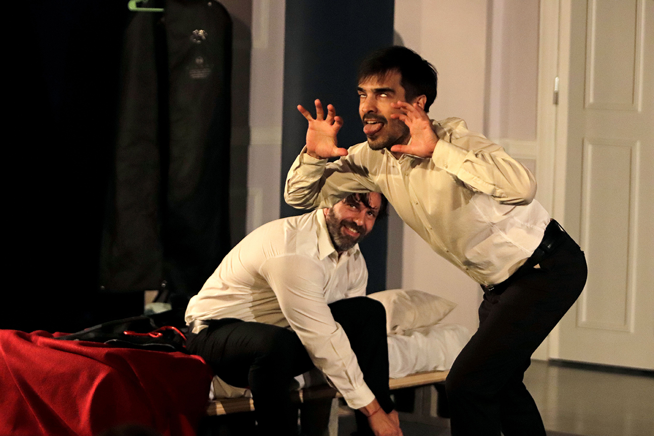 Obra: YA LO SABIA, Teatro: CANDILEJAS, Zona: Villa Carlos Paz, . (Yanina Aguirre / la Voz)