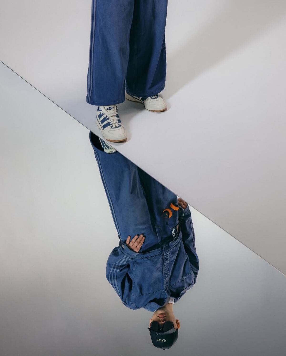 El productor argentino lanzó una colaboración con Adidas y el furor es total.
