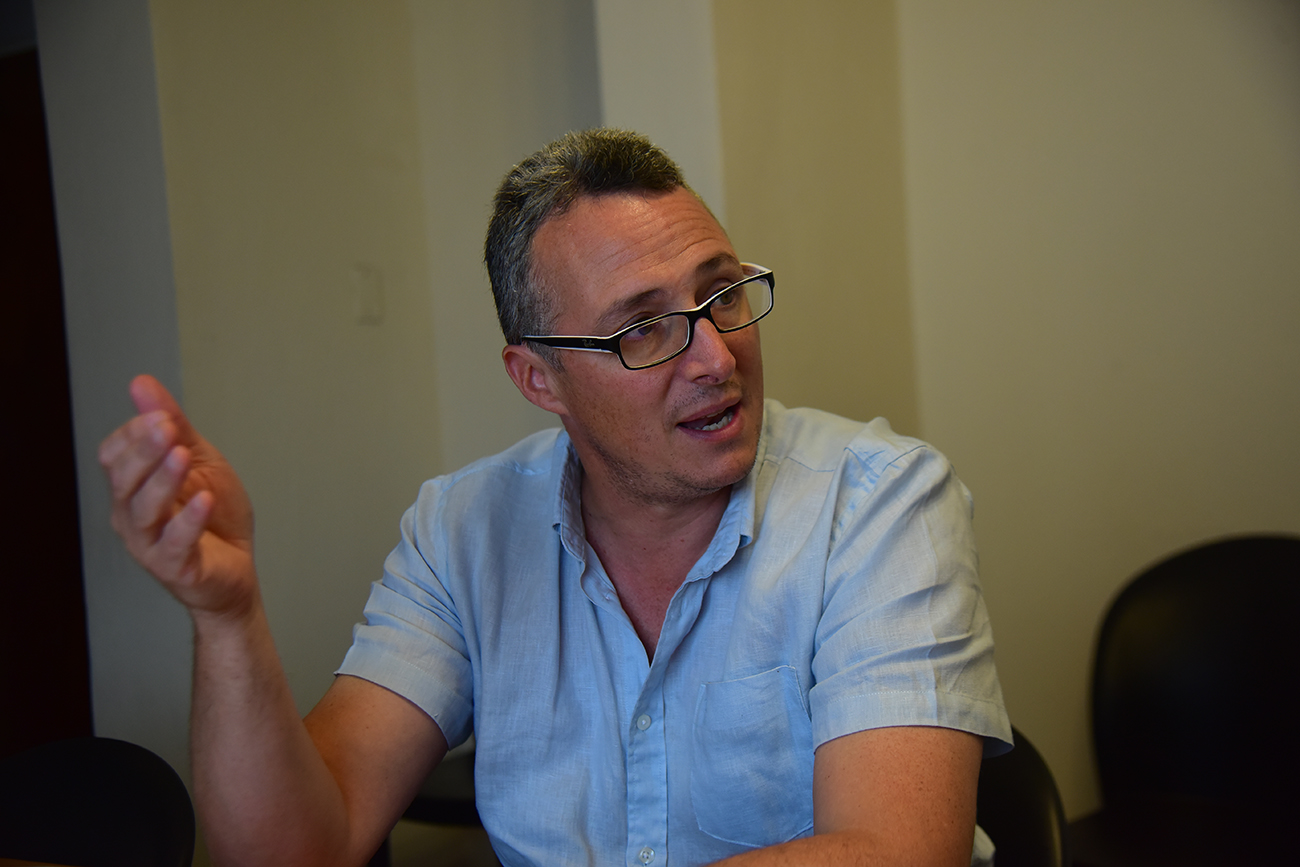 Villa Allende. El ensanchamiento de la avenida Bodereau trajo quejas de comerciantes y vecinos del sector por desvíos y cortes por obras. (Pedro Castillo / La Voz)