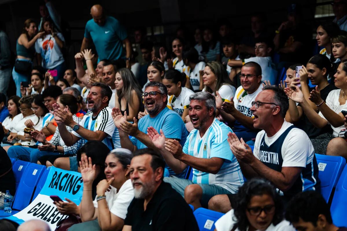 La selección argentina en la AmeriCup. (Fiba).