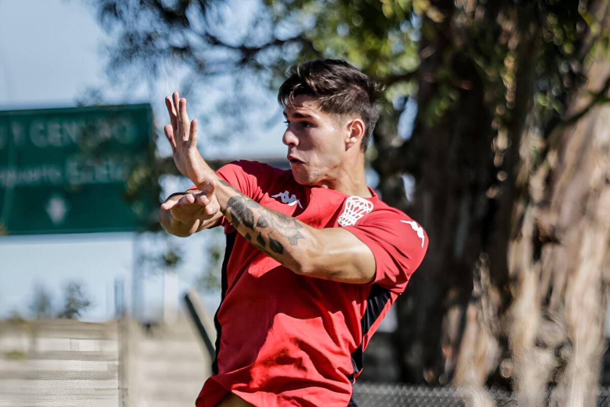 Marco Pellegrino, el defensor que está en Huracán y pertenece a Milan. Boca lo quiere. (Prensa Huracán)