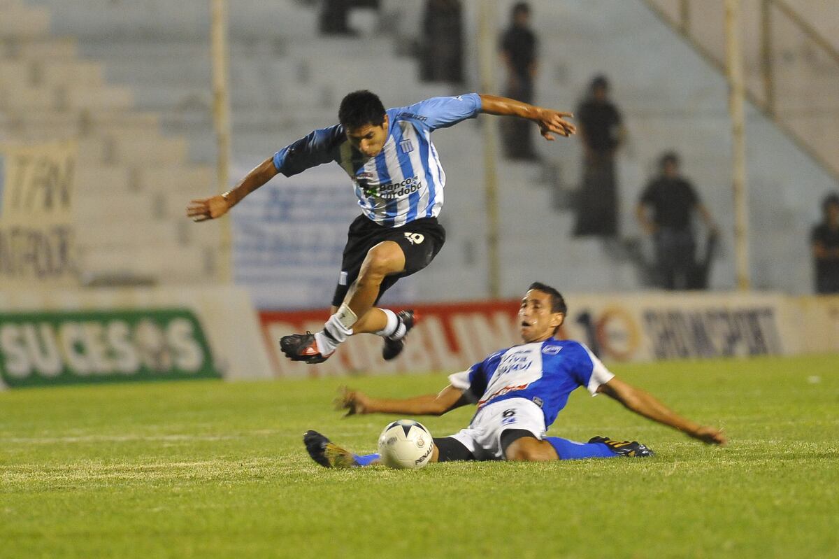 A los 41 años, el ex Racing de Nueva Italia Mauro Velárdez jugará en Unión Florida, en la Primera B de la LCF. (La Voz / Archivo).