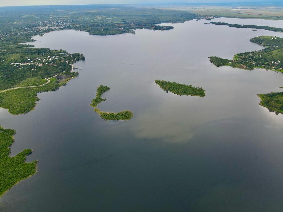 Embalse del río Tercero, casi repleto. (Matías Leon Fotografia - FM Más)