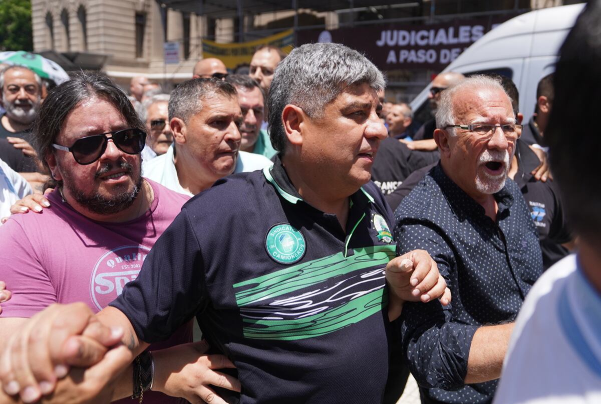 POLÍTICA
LA CGT , GREMIOS Y ORGANIZACIONES SOCIALES MARCHAN A TRIBUNALES EN RECHAZO AL DNU
CALLE TALCAHUANO
FOTO GUILLERMO RODRIGUEZ ADAMI