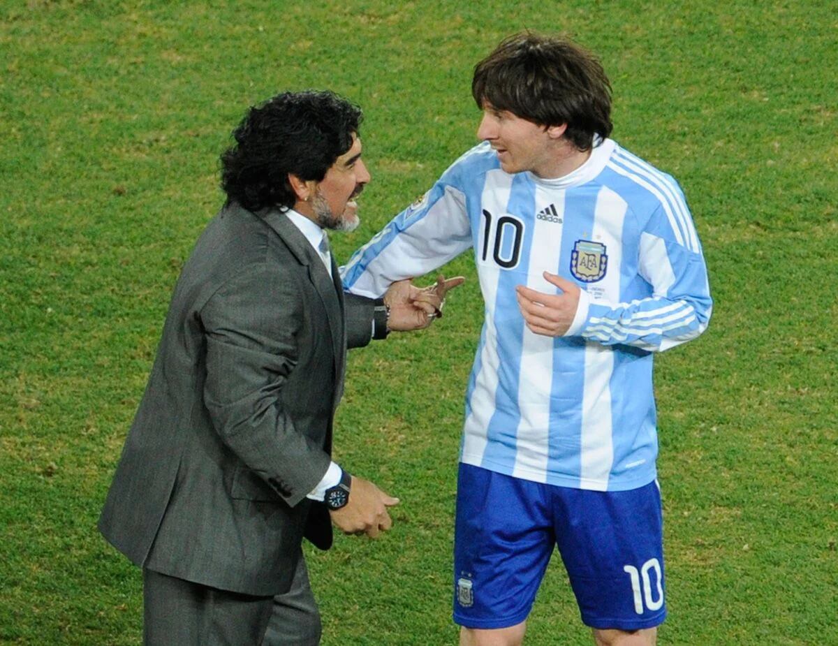 ARCHIVO | Diego Maradona y Lionel Messi. (AP)