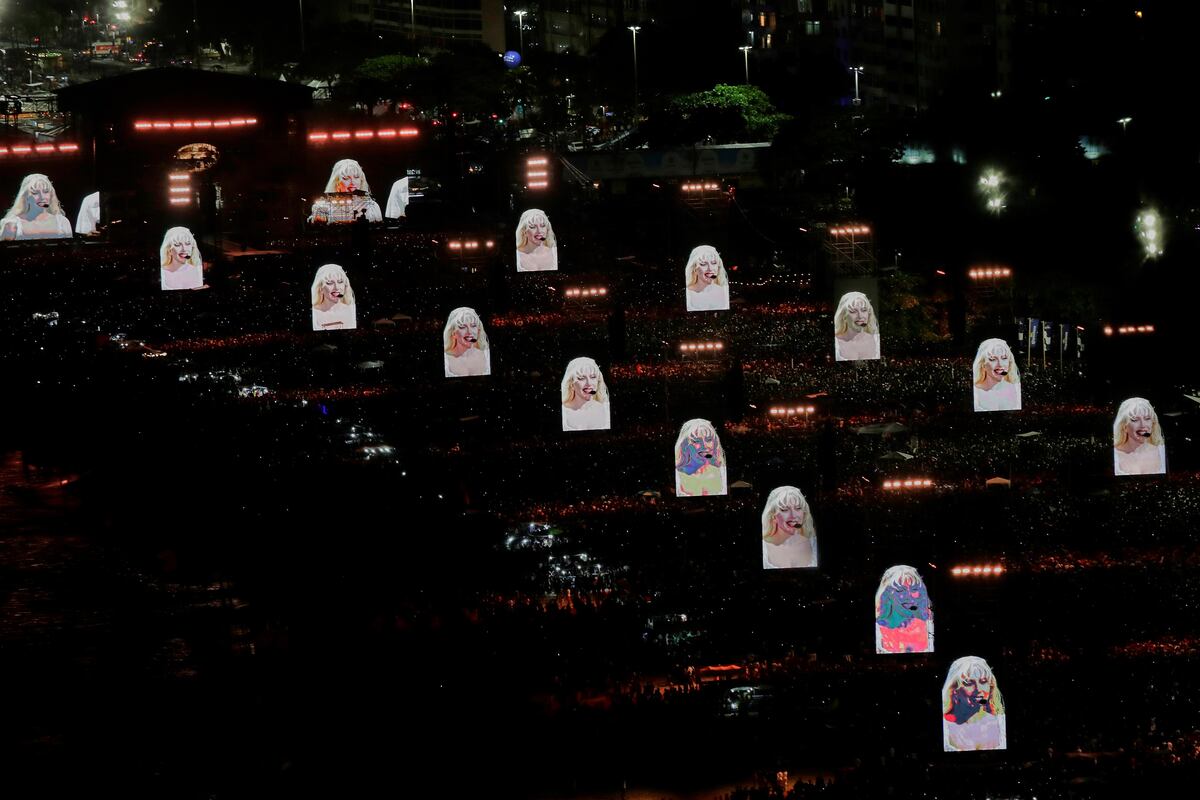 En fotos: el show gratuito de Lady Gaga en Copacabana, in Rio de Janeiro. 3 de mayo de 2025. (AP / Bruna Prado)