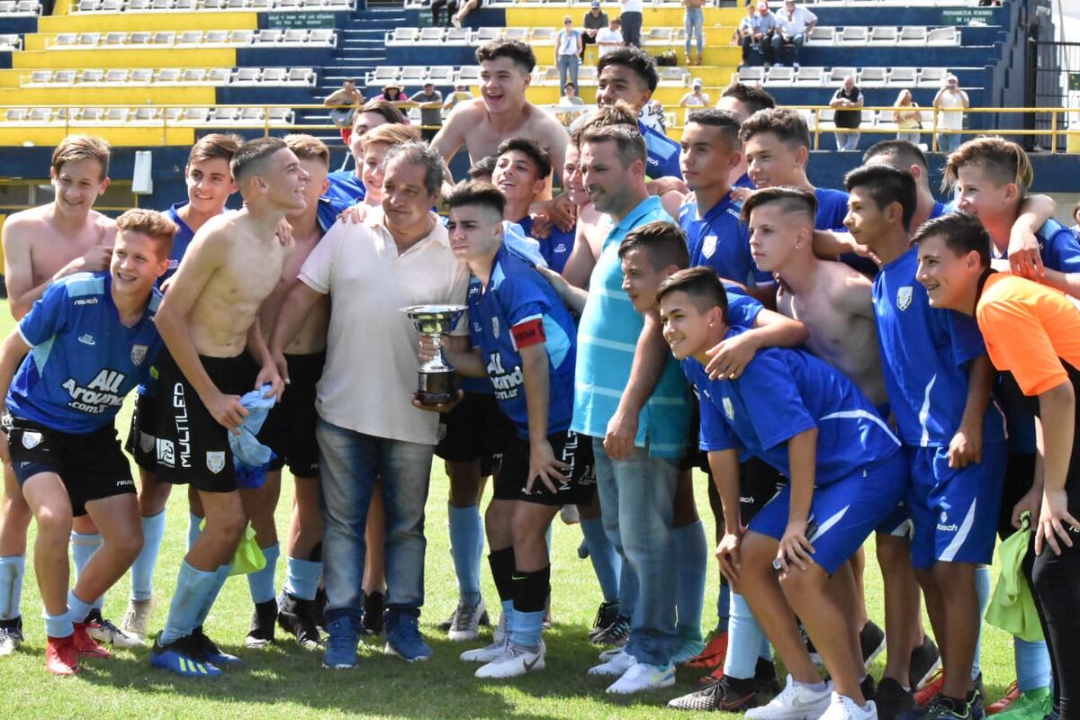 Alex Luna en su etapa formativa en Atlético Rafaela, dueño de una parte de su pase. (Gentileza Prensa Atlético Rafaela).