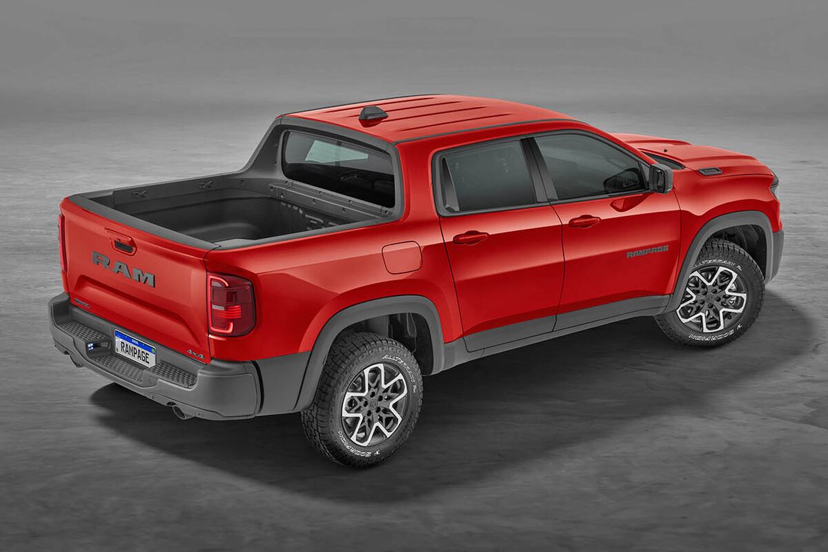 Está alimentada por el poderoso 2.0 litros turbo naftero de 272 CV y 400 Nm.