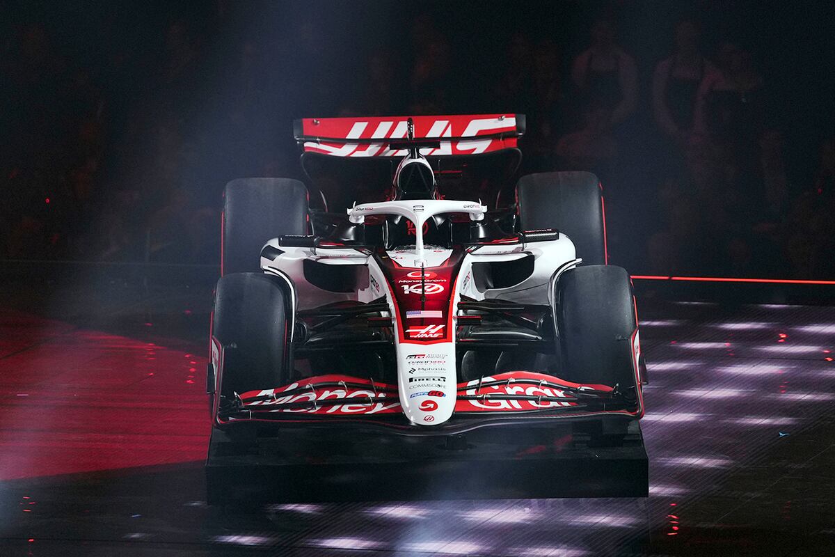 La decoración del auto Haas F1 para la temporada 2025. (AP)