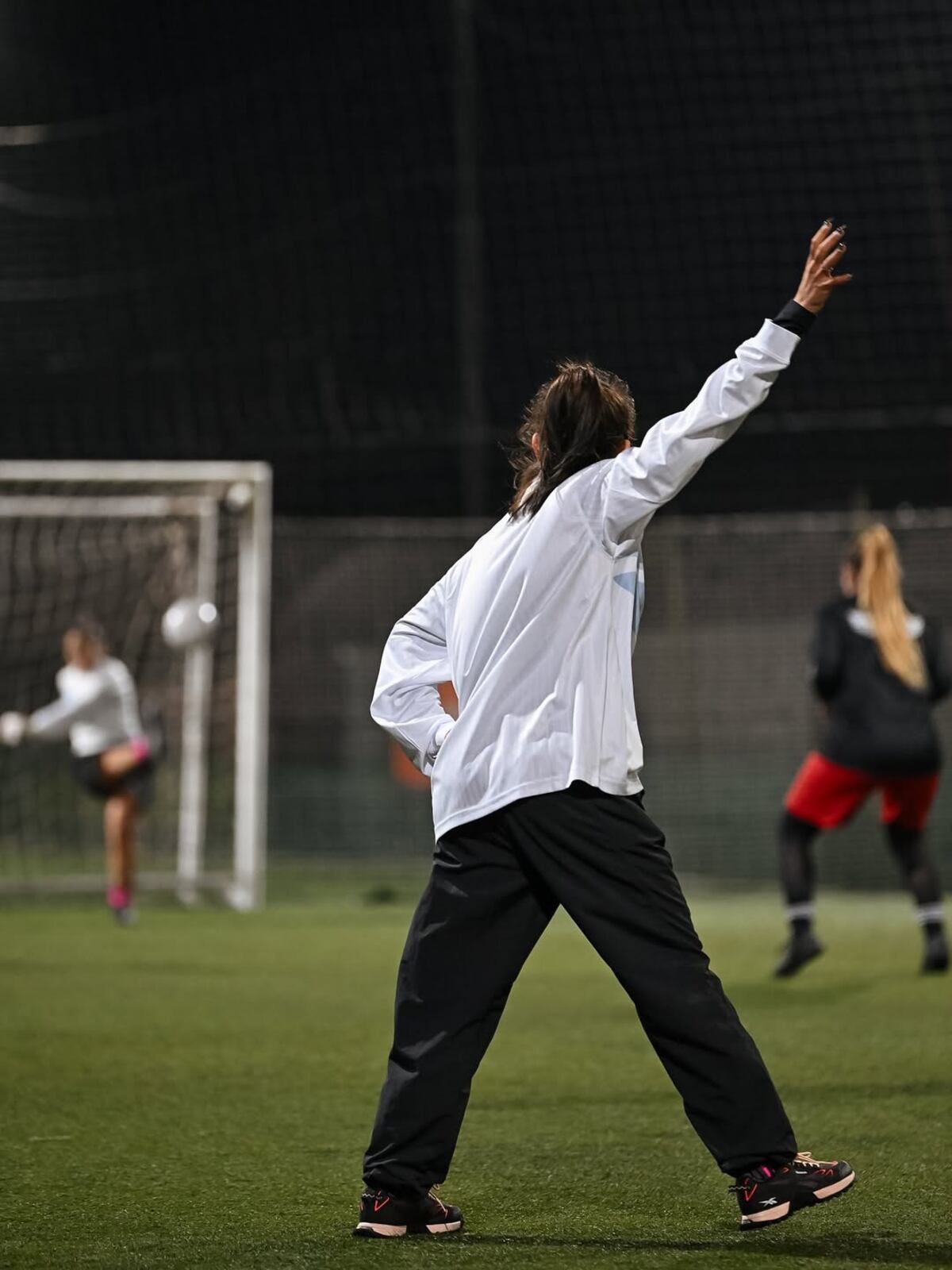 María Becerra jugó al fútbol con Arcangel (Instagram de María Becerra)
