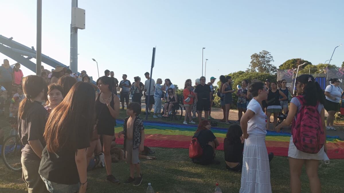 Movilización "antifascista" en Villa María contra los dichos de Milei en Davos.