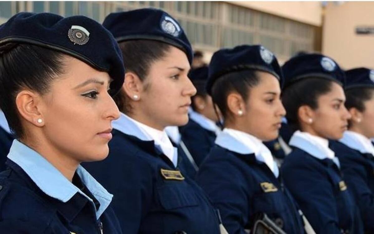 En octubre, se abren las inscripciones para la escuela de Oficiales de la Policía de Córdoba.