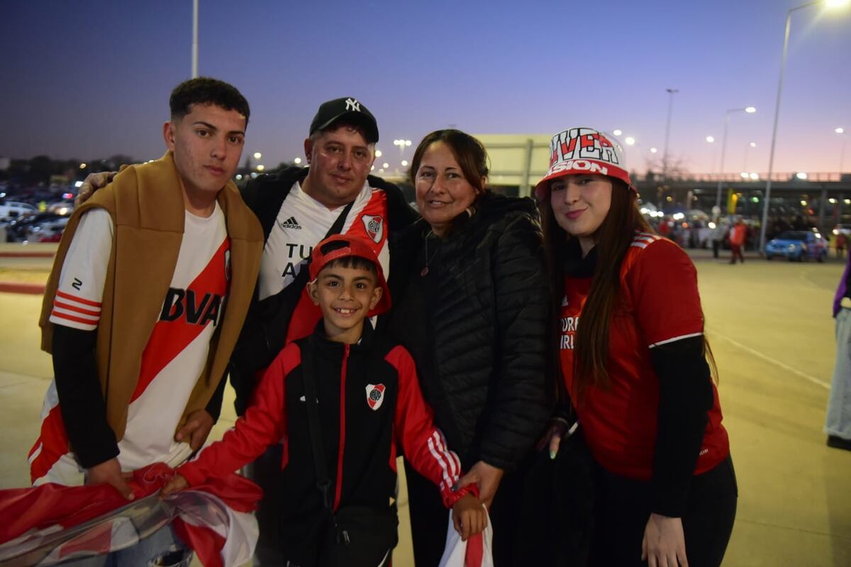 Cara 'e Cancha de River en la previa del partido con Instituto. (José Gabriel Hernández / La Voz)