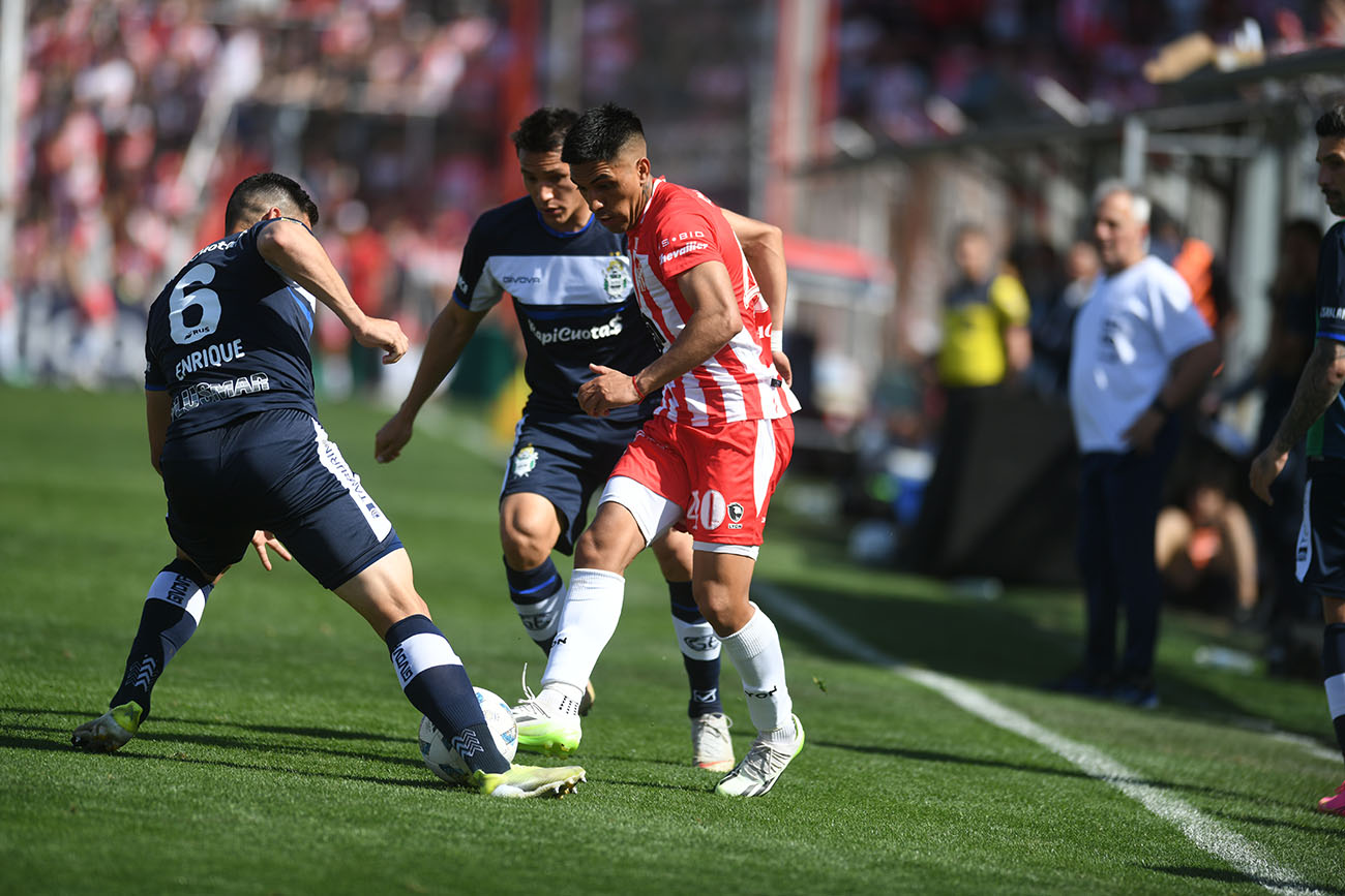 Futbol Instituto empató con Gimnasia en un gol en Alta Córdoba a8 Ramiro Pereyra / La Voz )