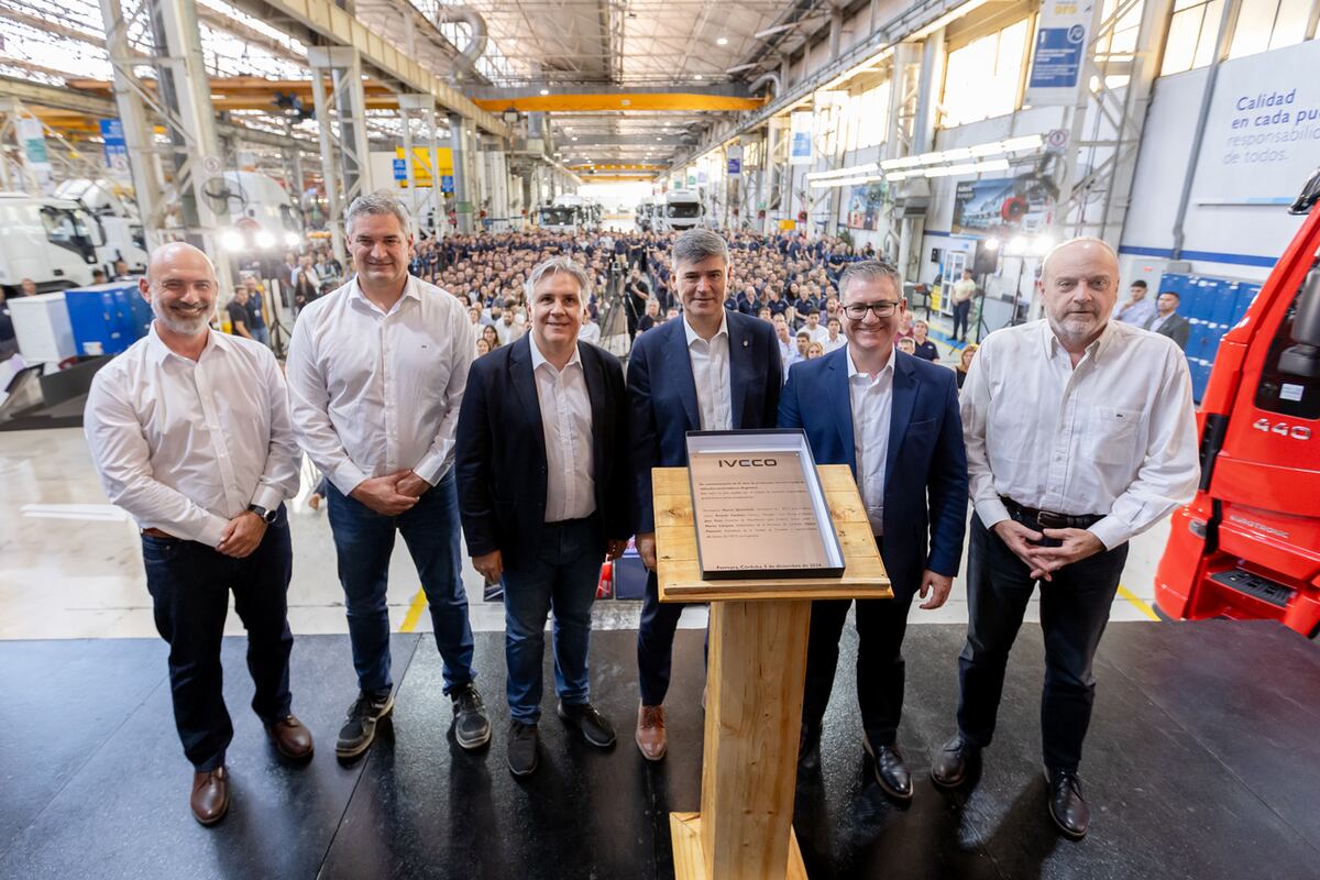 ANIVERSARIO. Iveco celebró sus 55 años de presencia en Córdoba, con el lanzamiento de un camión de edición limitada. (Gentileza Iveco)