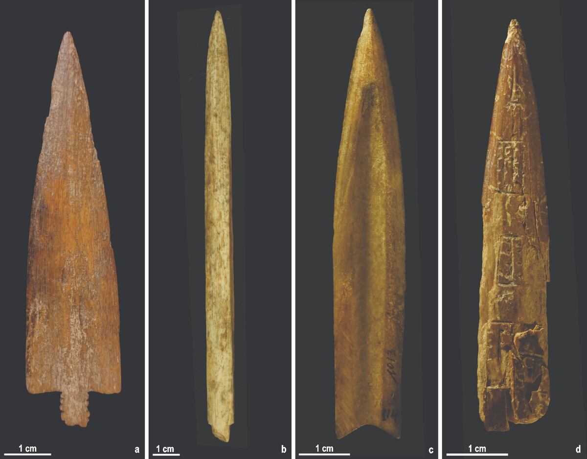 Puntas de flecha ósea del Museo Arqueológico Numba Charava, ubicado en Parque Estancia La Quinta, Villa Carlos Paz. (Gentileza).