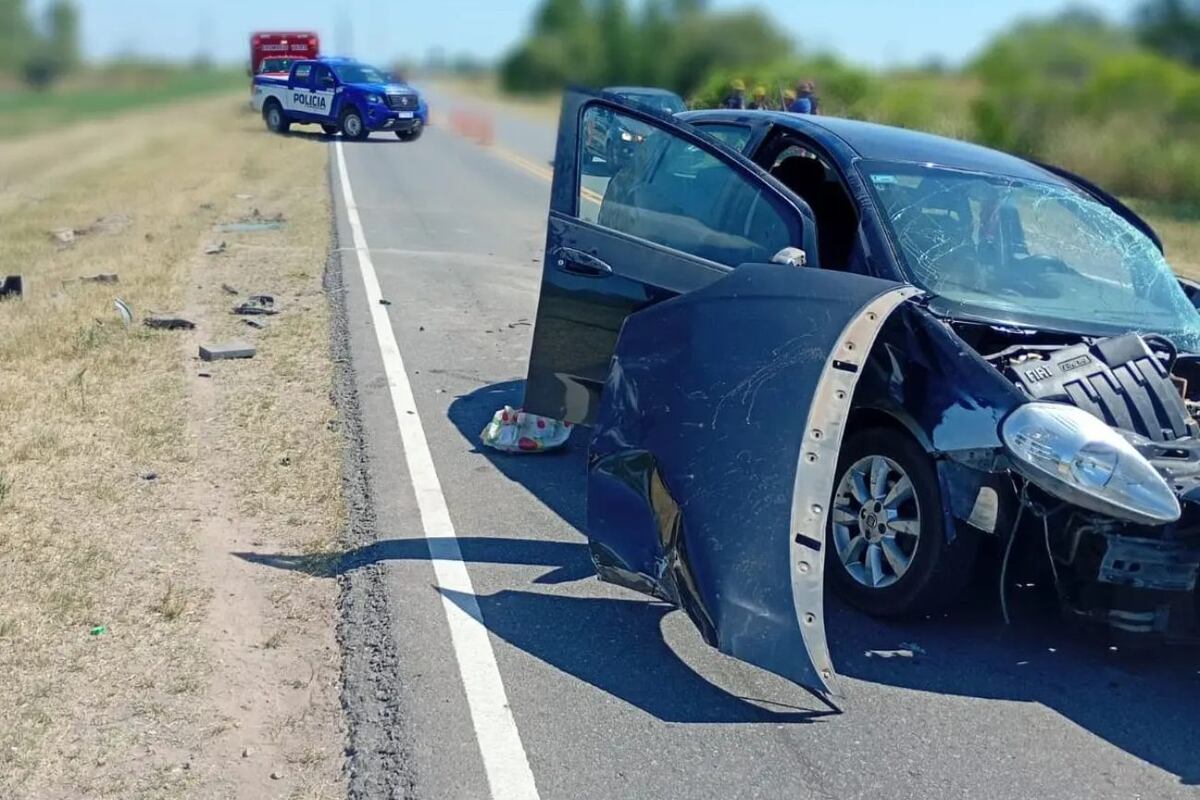 La imagen del Fiat Punto tras el siniestro. (Policía de Córdoba)
