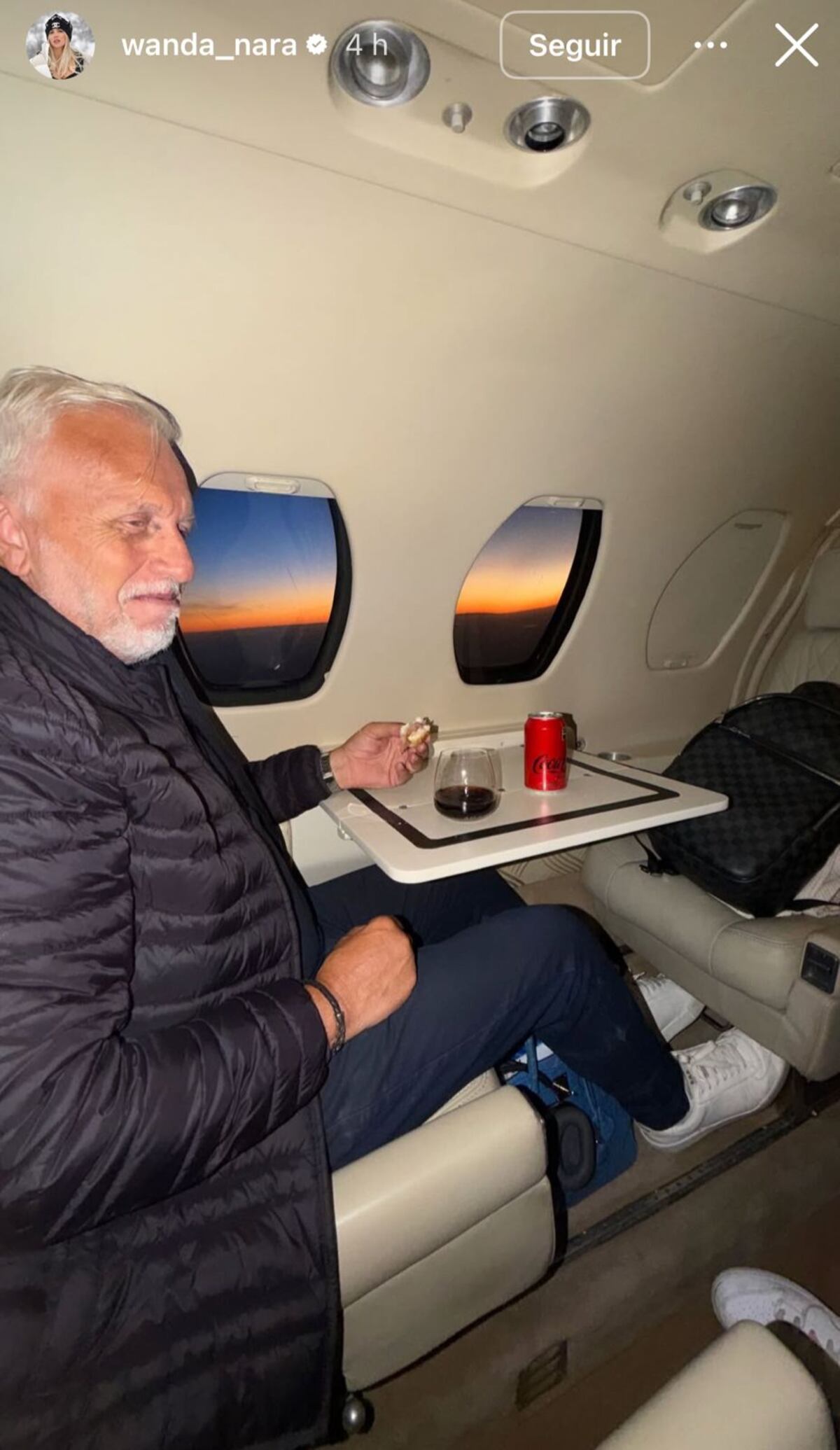 La historia de Wanda que muestra a Andrés Nara en un avión