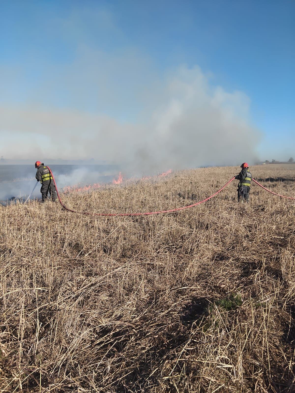 Incendio en el Aeropuerto Internacional Ing. Ambrosio Taravella. (Gentileza)