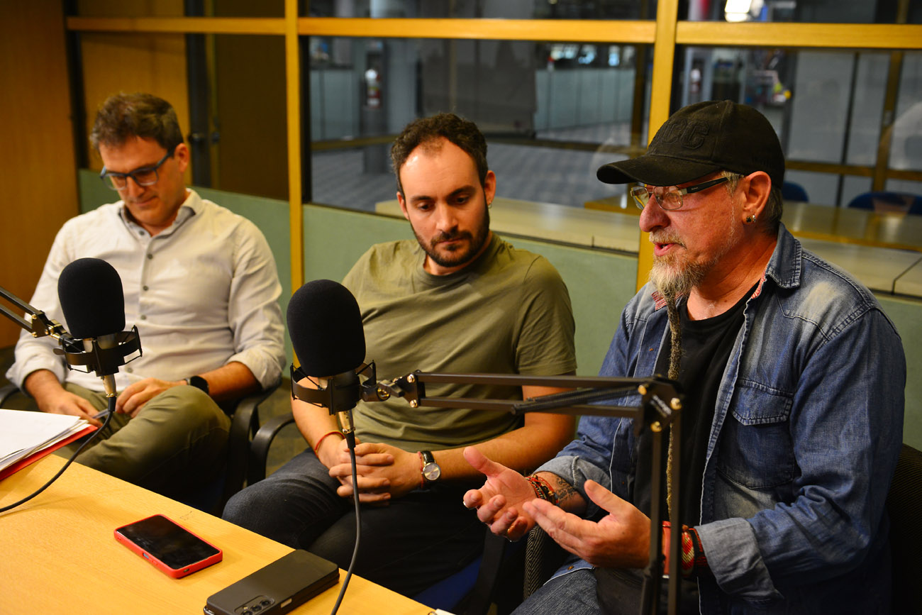 Grabación del podcast de Instituto. (Nicolás Bravo / La Voz)