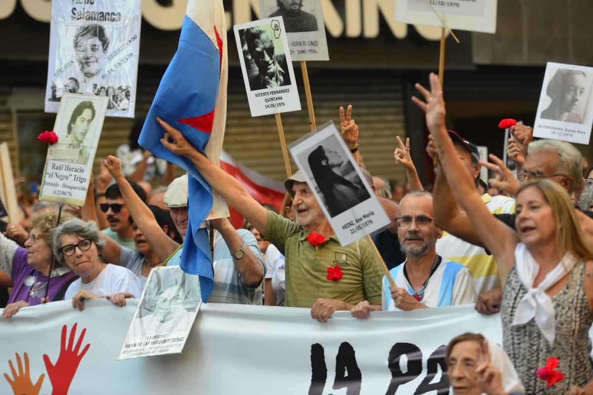 En fotos: cómo se vive la marcha del Día de la Memoria en Córdoba (Javier Ferreyra / La Voz)