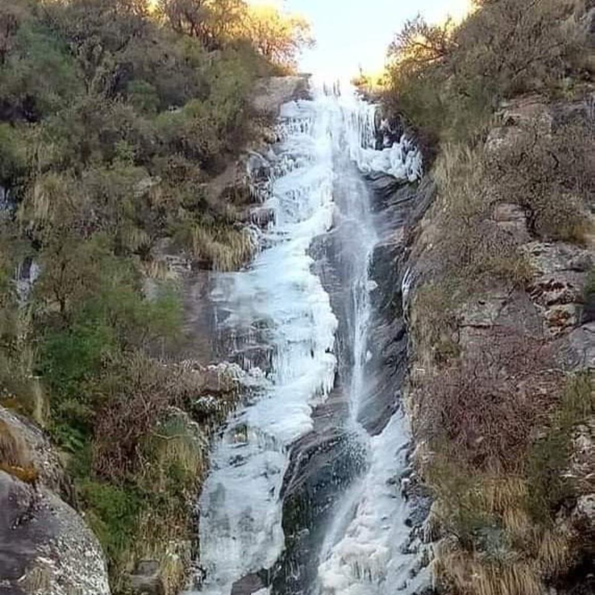 Así quedó la caída del Arroyo Cruz de Quebracho en La Población, Traslasierra. (Gentileza Claudio Soler)