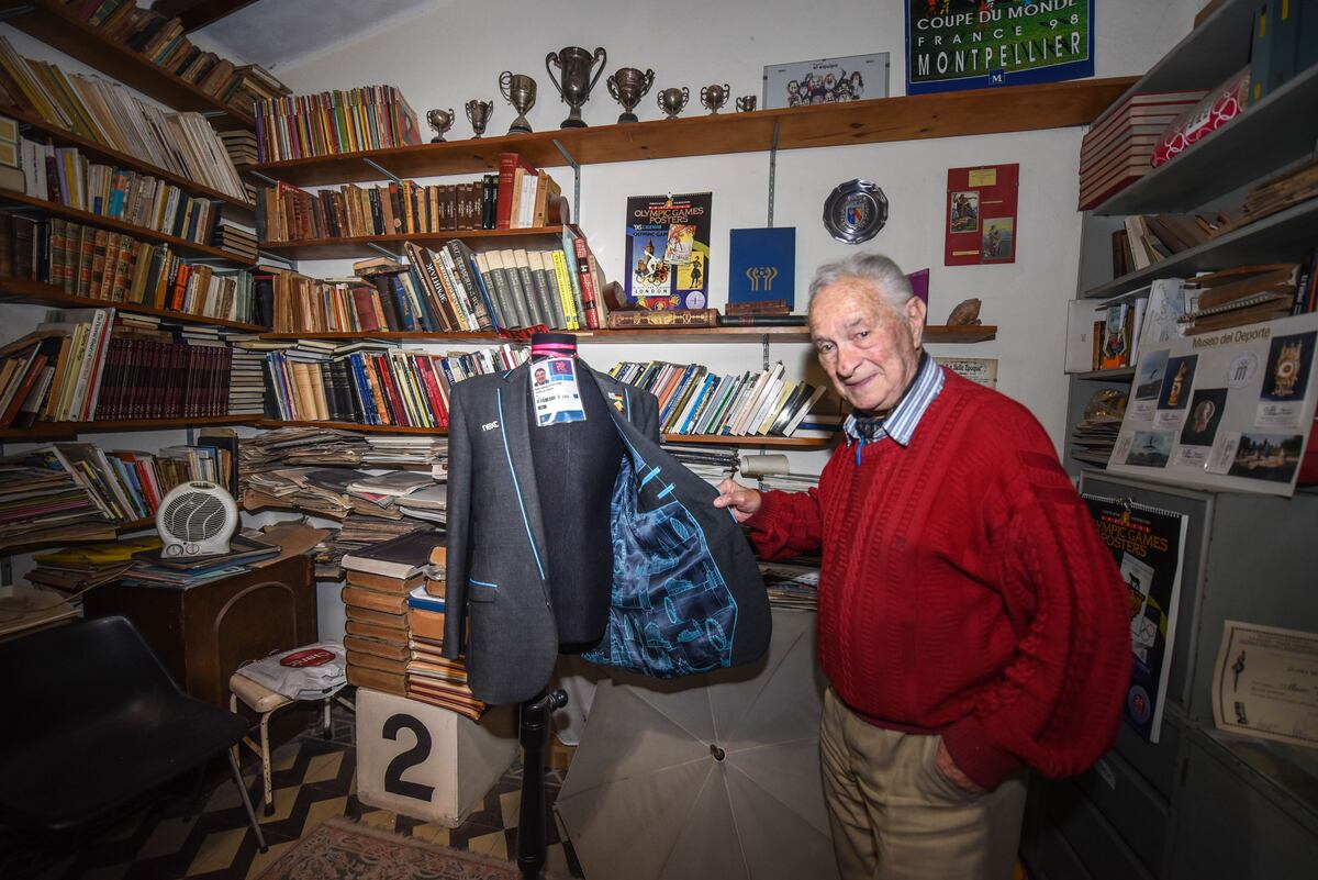 Alberto Moro, en el Museo del Deporte de La Falda, que fundó (Gentileza Carlos Romero)